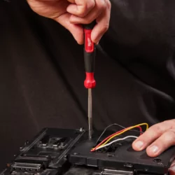 Tournevis de précision multi-embouts avec étui jeu de 39