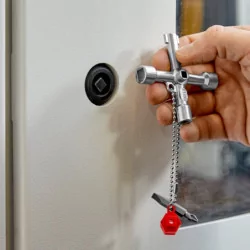 Clé universelle pour armoire