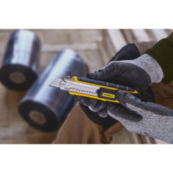 Cutter 25 mm Fatmax Stanley avec casse-lames intégré