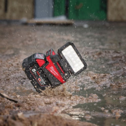 Projecteur de chantier compact 18 V M18ALIS-O