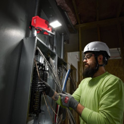 Projecteur de chantier sans fil 18V Li-ion RedLithium sans batterie