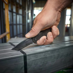 Couteau hardline lame crantée