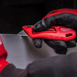 Cutter à lame réctractable