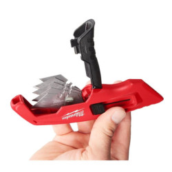 Cutter à lame réctractable