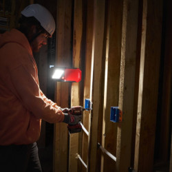 Projecteur de chantier sans fil 18V Li-ion RedLithium sans batterie