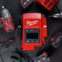 Booster M18 JS2000-0 pour voiture sans batterie ni chargeur