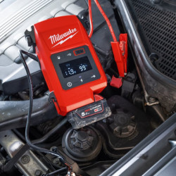 Booster M18 JS2000-0 pour voiture sans batterie ni chargeur