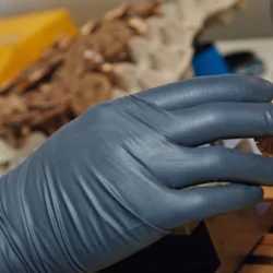 Gant fin nitrile noir boîte de 100 gants