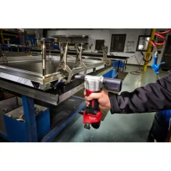 Riveteuse Milwaukee M12 BPRT-201X 1 Batterie 12v 2.0 Ah pour rivets 2.4 à 7.8