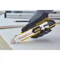 Cutter 18mm à cartouche fatmax