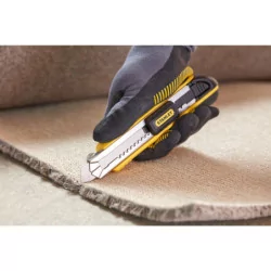 Cutter 18mm à cartouche fatmax