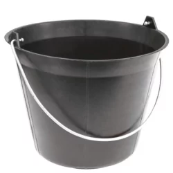Seau plastique noir 11 litres anse 5,3mm